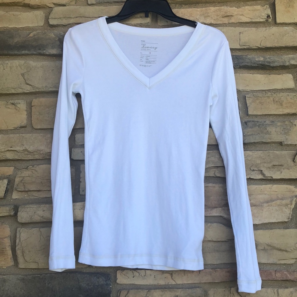 White long sleeve T-shirt